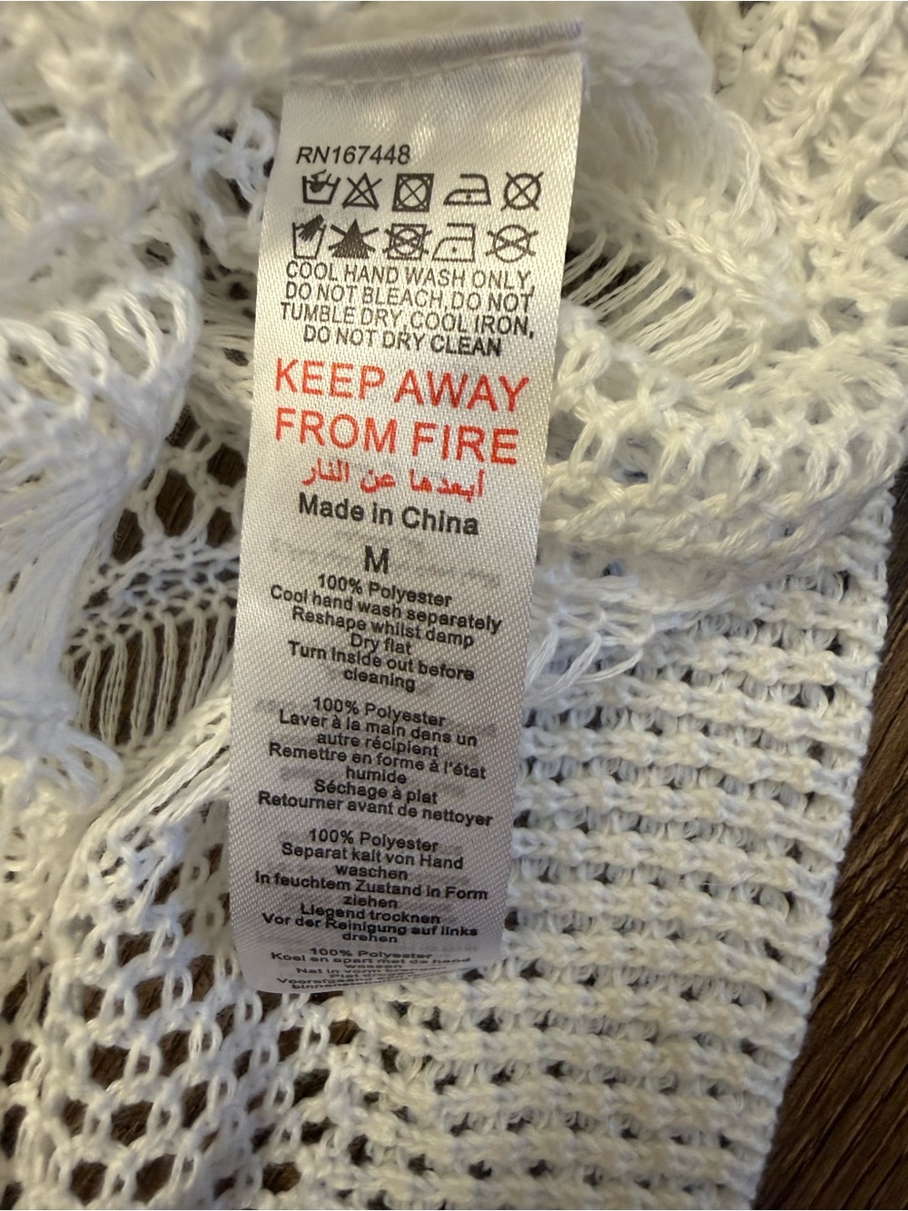 PrettyLittleThing White Open-Knit Cropped Crew Sweater Size M NWT - Picture 3 of 6